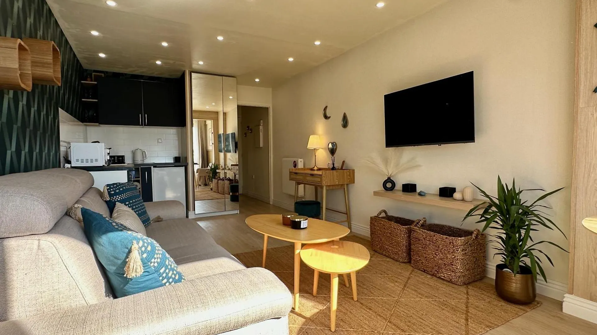 아파트 Charmant Studio Renove A 3 Min De La Plage 생 망드리에 쉬르 메르 프랑스