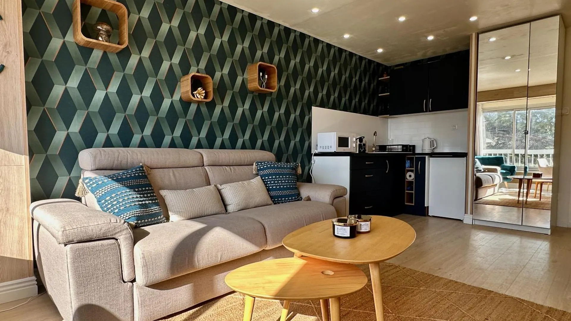 Charmant Studio Renove A 3 Min De La Plage Saint-Mandrier-sur-Mer Apartment